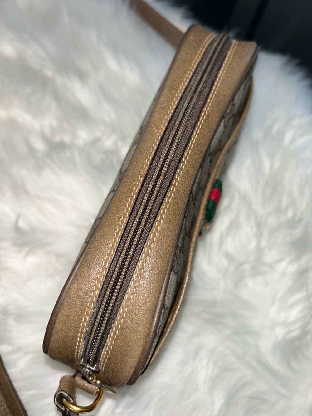 Gucci Beige Brown GG Canvas Crossbody with Green-Red Web and Gold Hardware - Picture 14 of 15